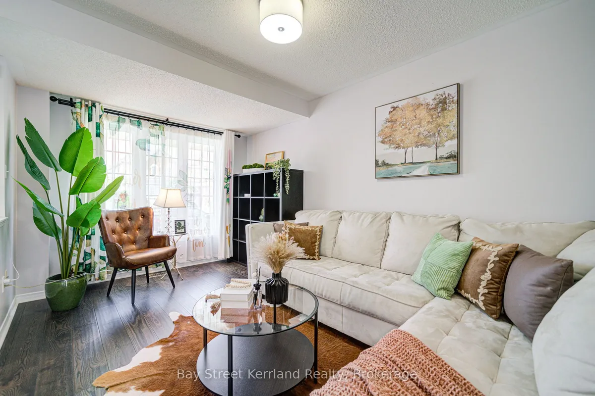 3044 Bentley Drive, ON L5M 6W2