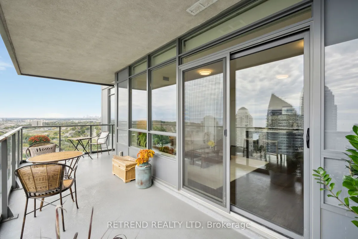 36 Park Lawn Road, ON M8V 0E5