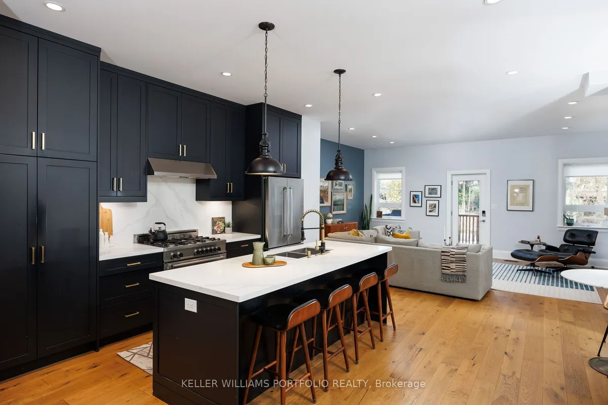 265 Evelyn Avenue, ON M6P 2Z8