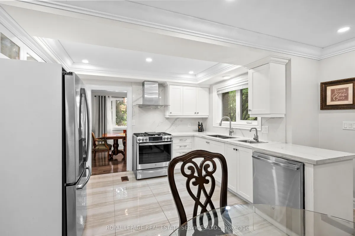 23 Hillside Drive, ON L6S 1A2