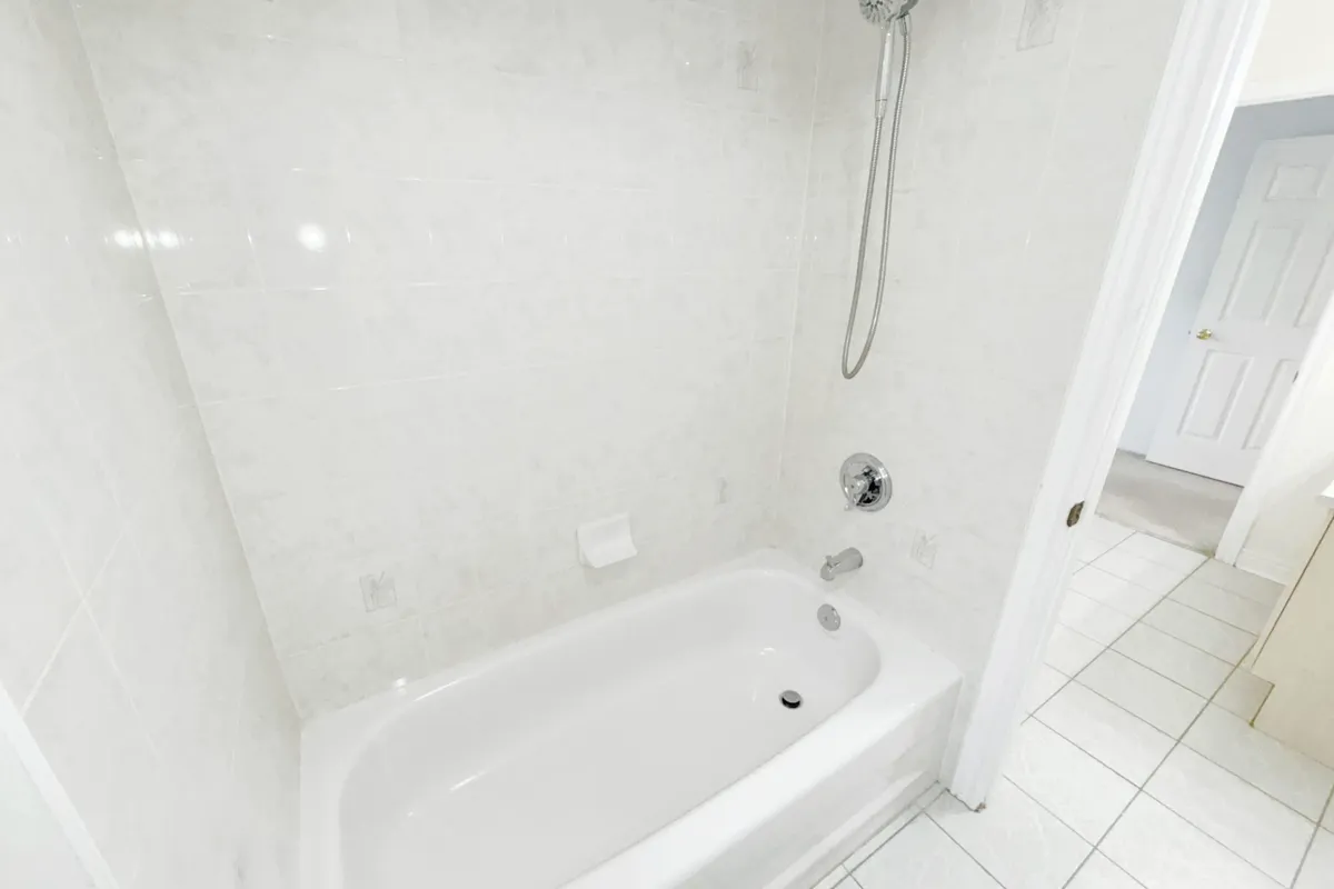 34 Coralreef Crescent, ON L6R 2H5