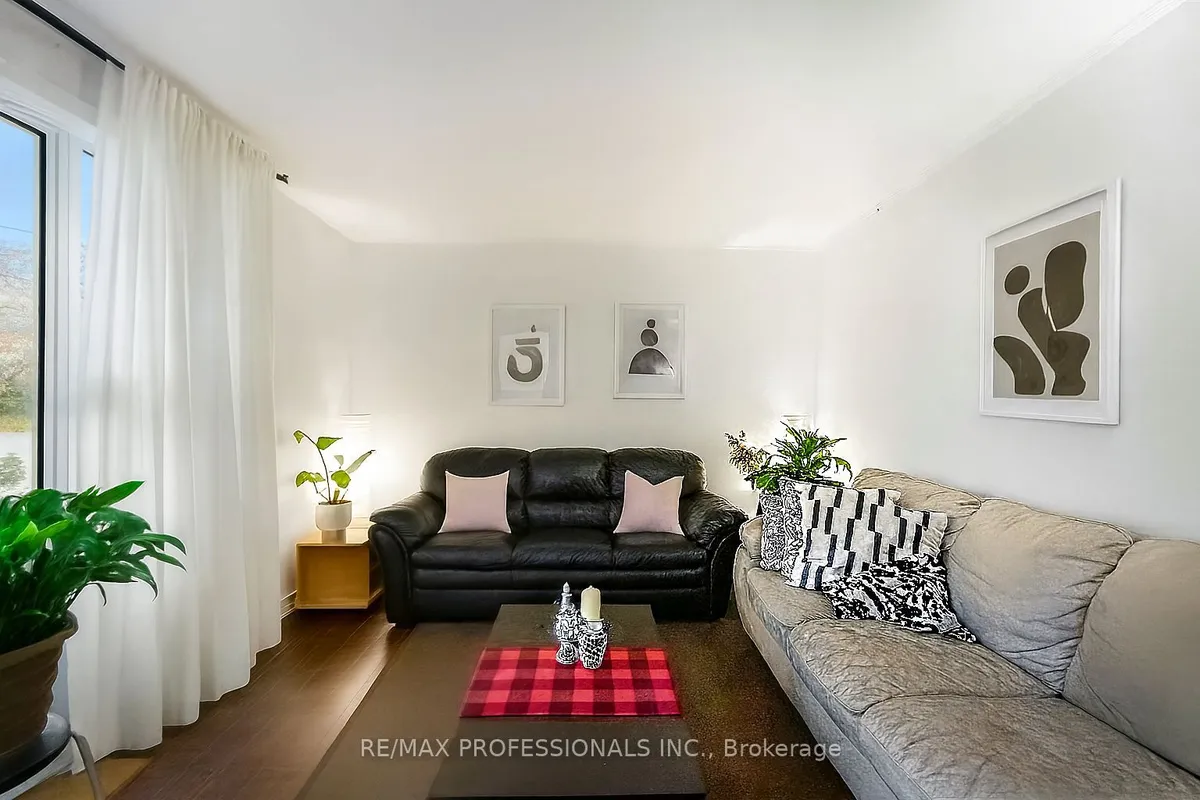 135 Allenby Avenue, ON M9W 1T2