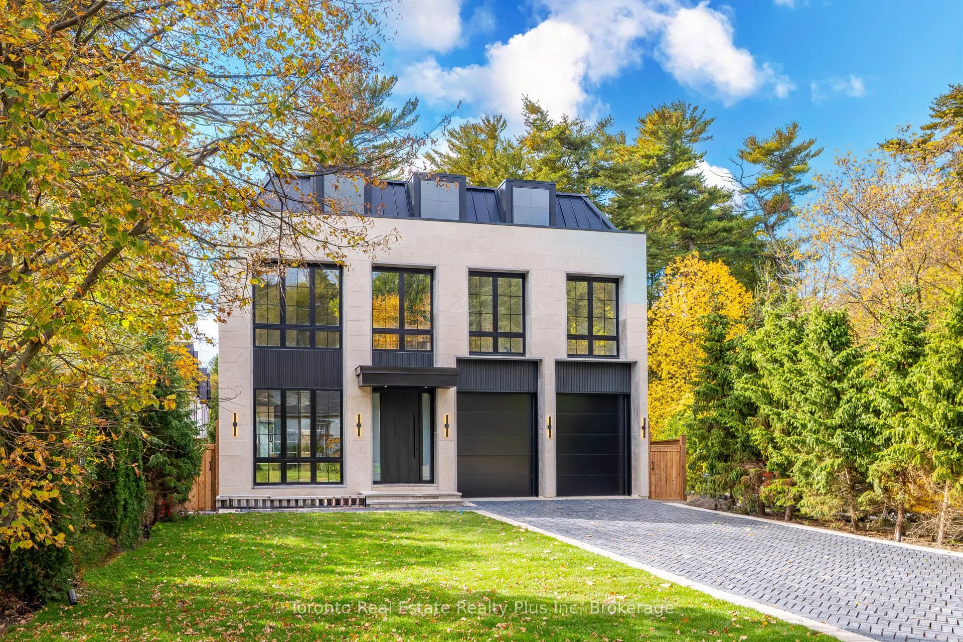 1160 MONA Road, ON L5G 2Z7