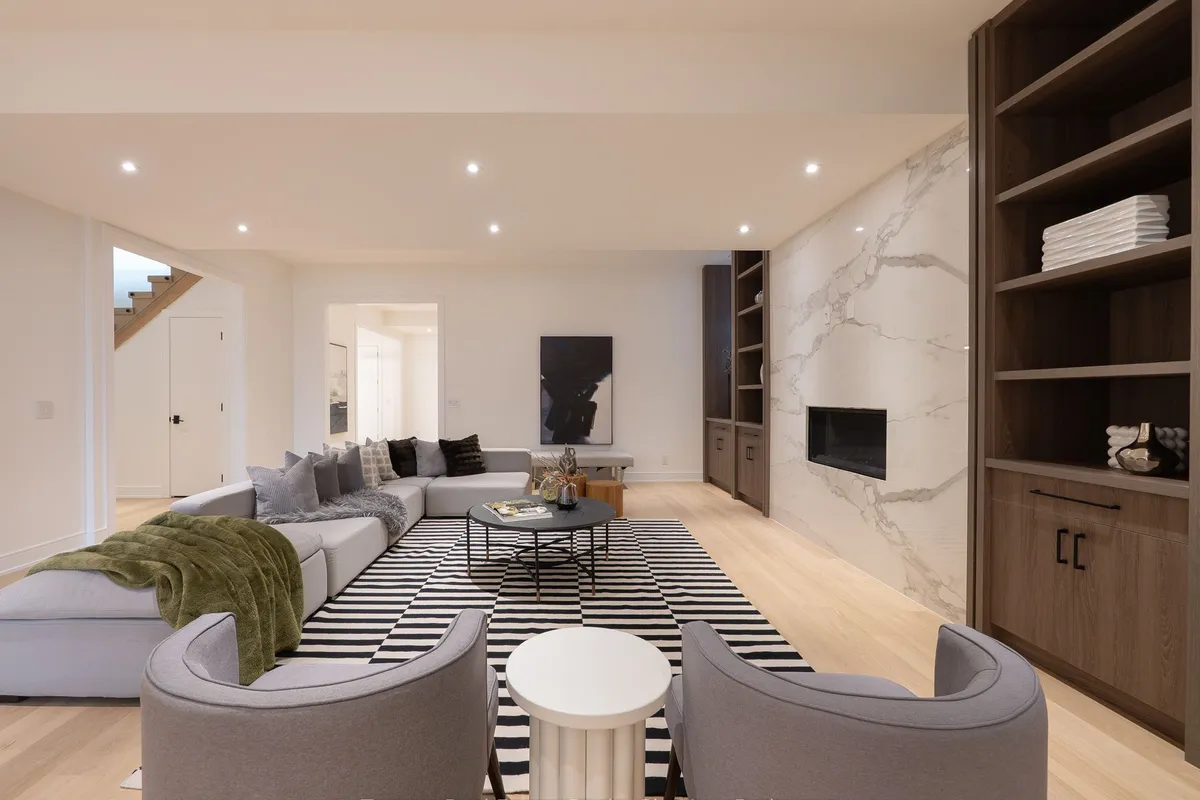 1160 MONA Road, ON L5G 2Z7