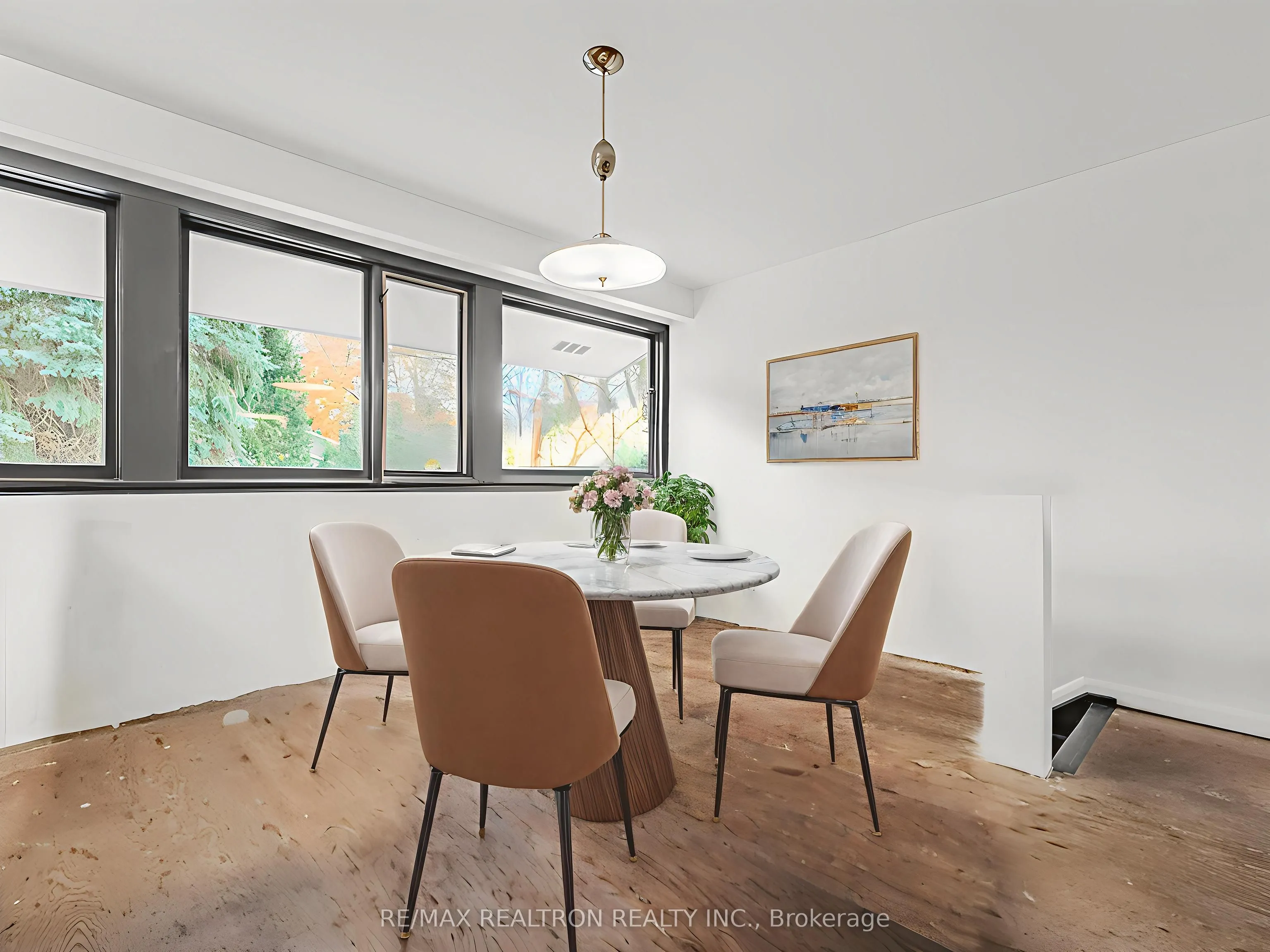 1847 Will Scarlett Drive, ON L5K 1J6