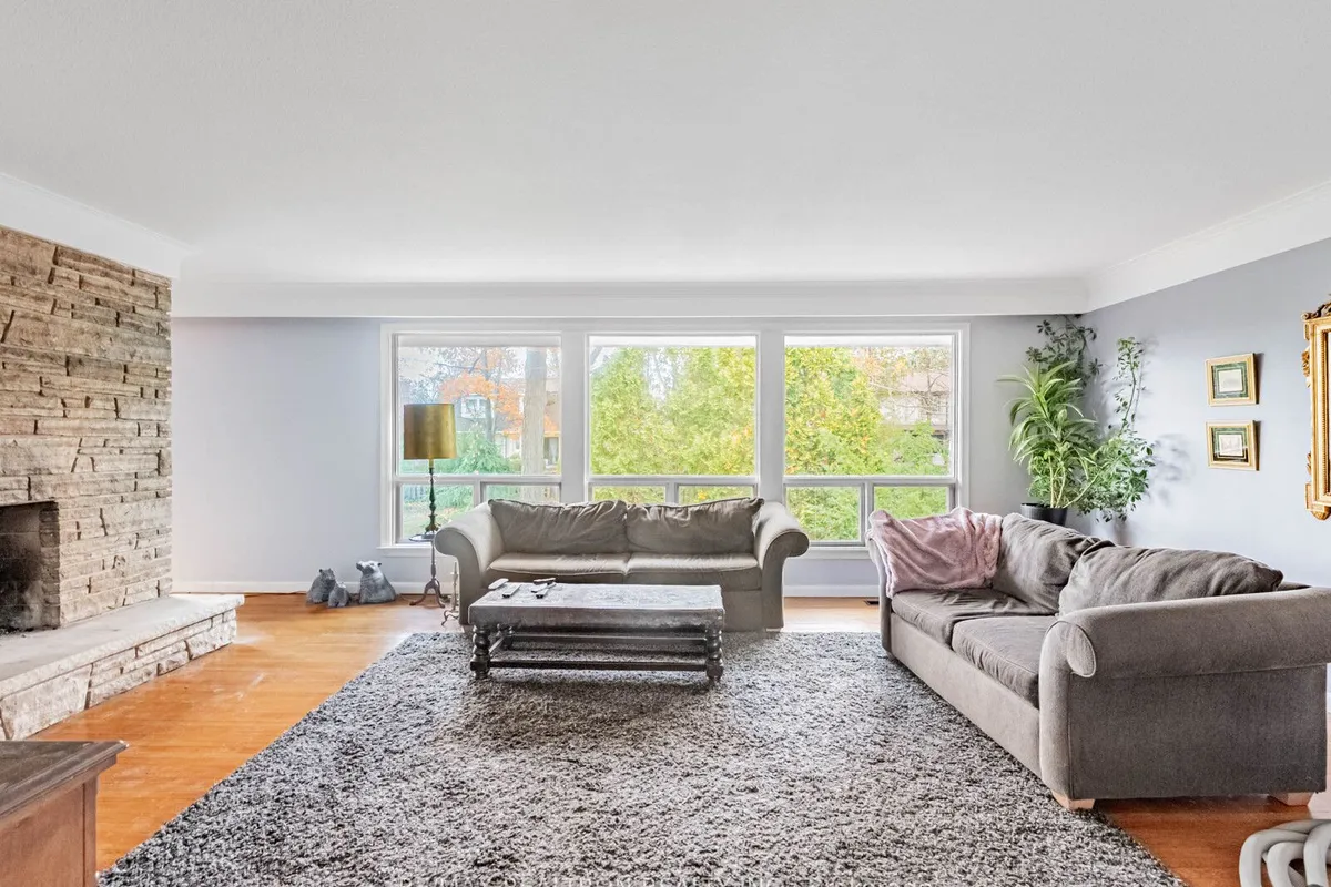 1847 Will Scarlett Drive, ON L5K 1J6