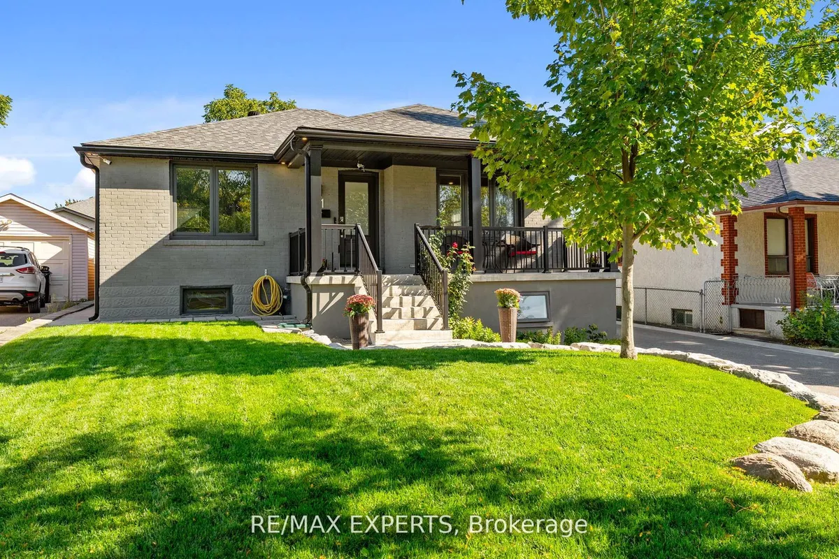 11 Smallwood Drive, ON M3M 1K9