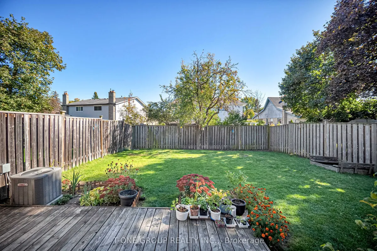 3005 Arvida Circle, ON L5N 1R6