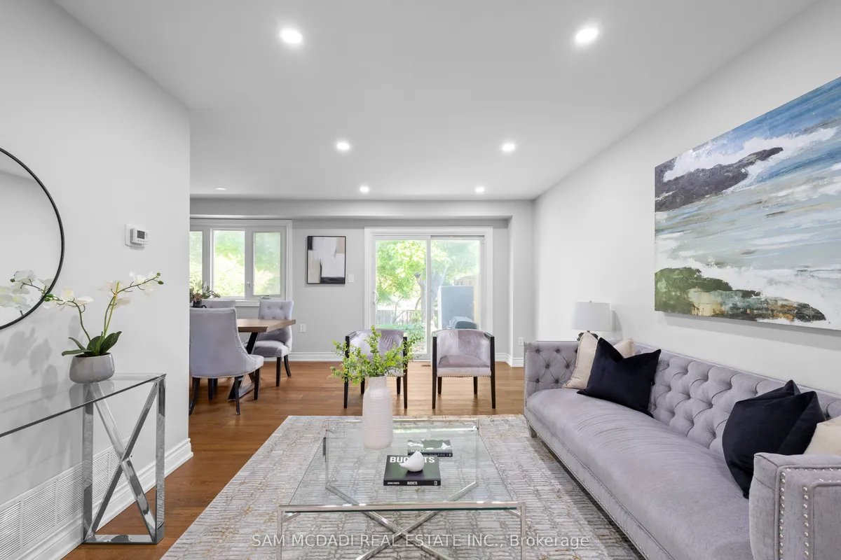 6755 Segovia Road, ON L5N 1P1