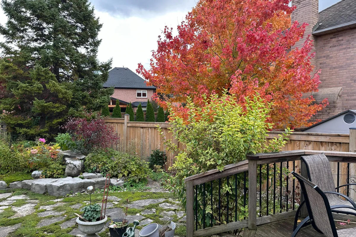 1423 Ravensmoor Crescent, ON L5M 3L1