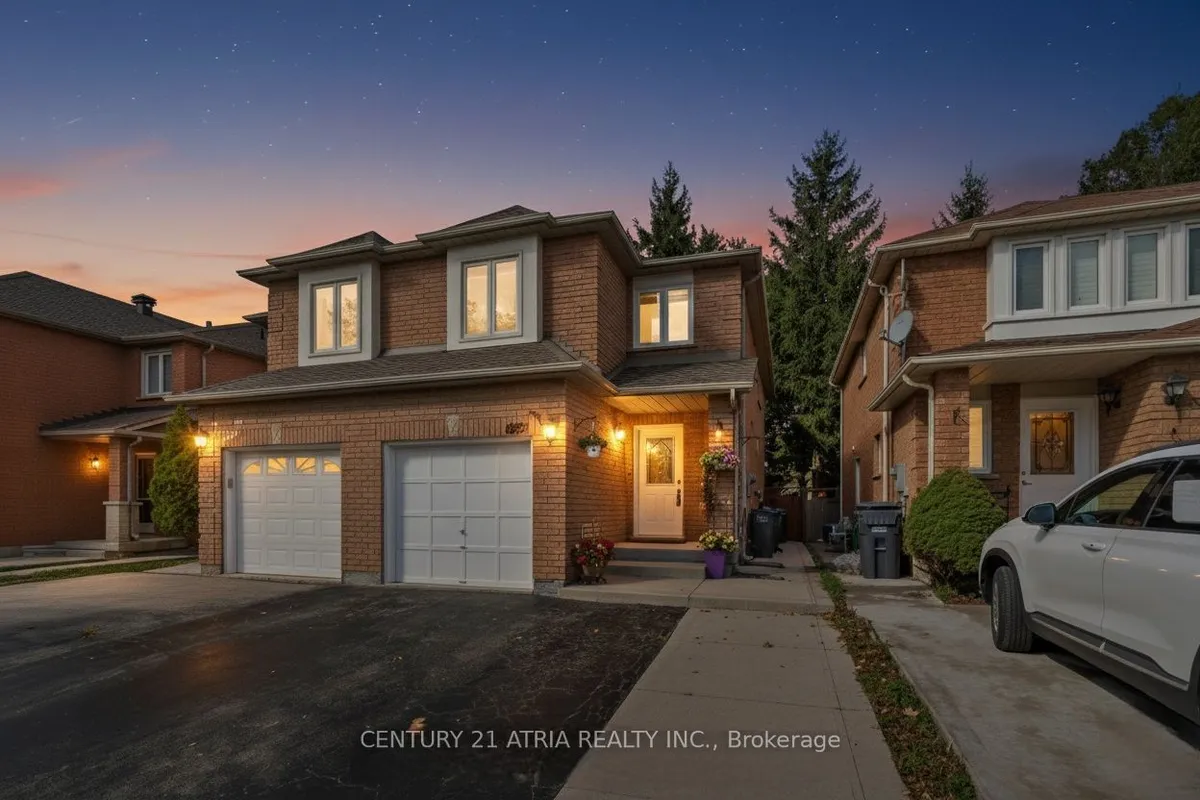 3837 Densbury Drive, ON L5N 6Z3