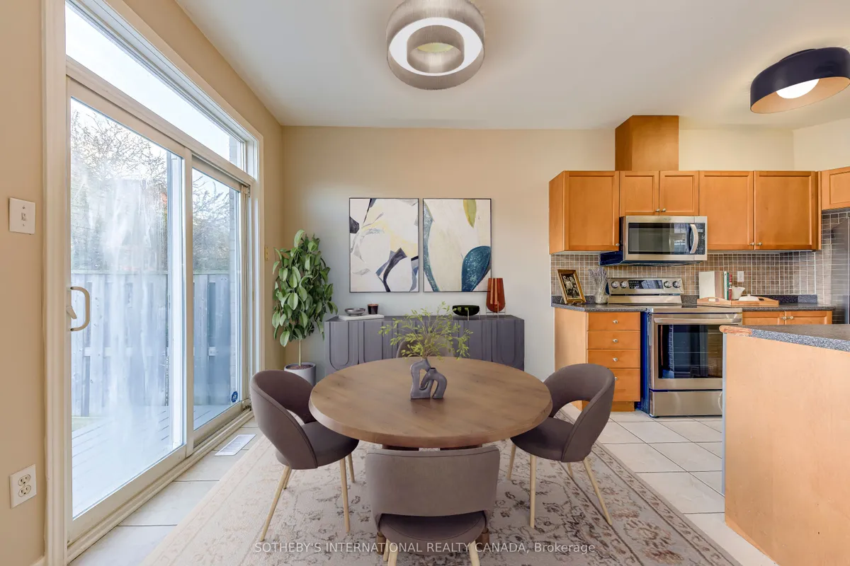 7496 Allspice Trail, ON L5N 8P3