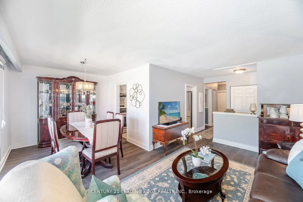 2574 Lundigan Drive, ON L5J 3W1