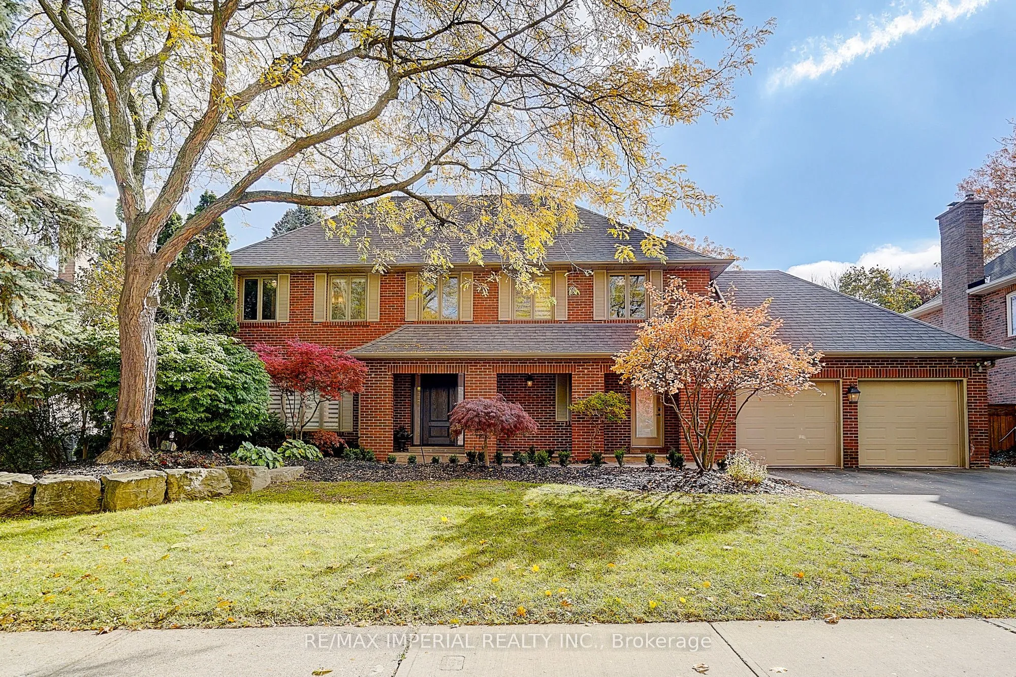 1832 Pine Siskin Court, ON L5L 2Y3