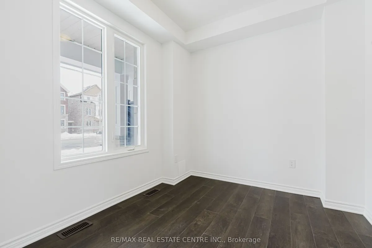 34 Bellasera Way, ON L7C 4P1