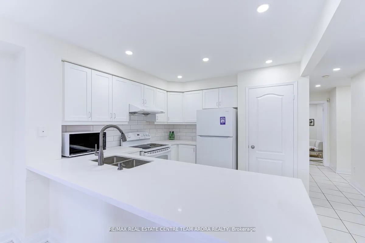 13 Ribbon Drive, ON L6R 1X3