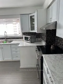 52 Watercliffe Road, ON M9W 4E7