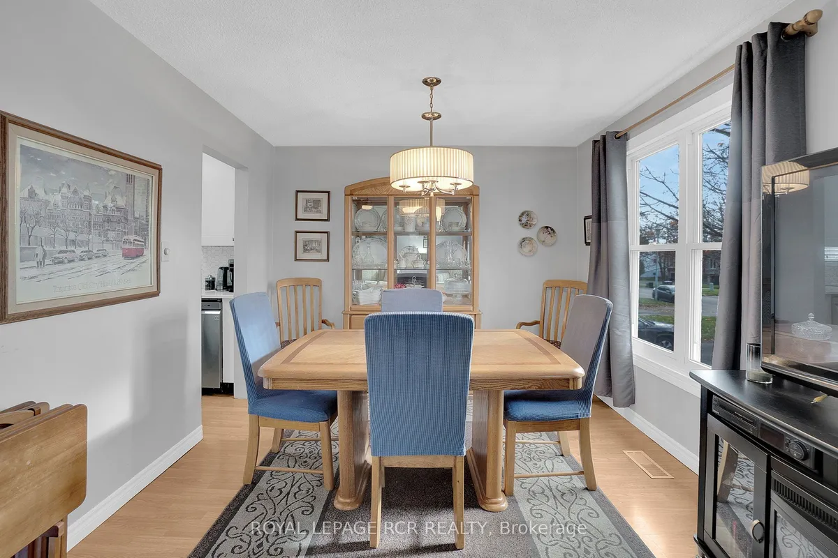 311 Whitehead Crescent, ON L7E 3Y6