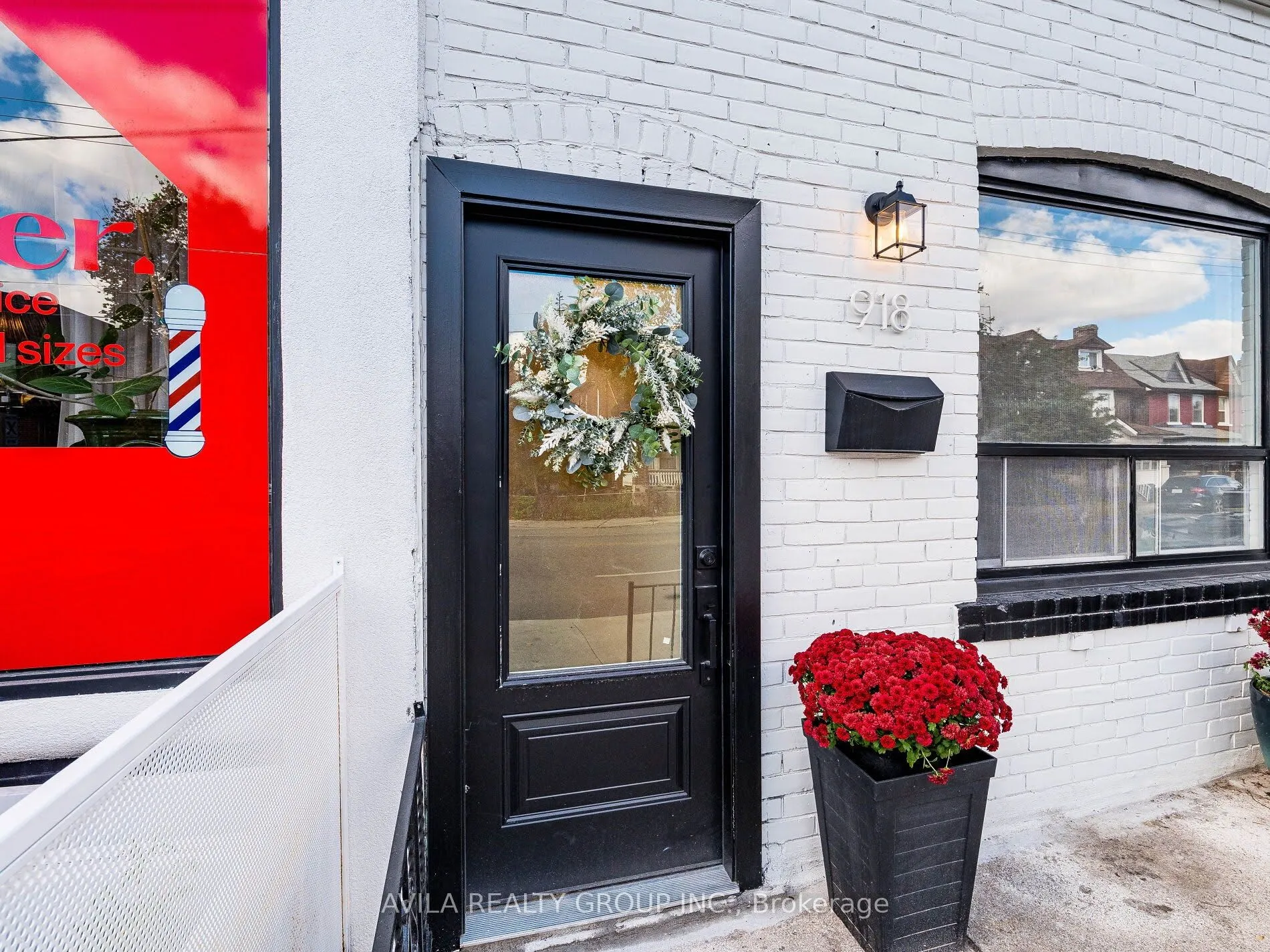 Semi-Detached  5 bedroom 3 bathroom at 918 Ossington Avenue in Toronto - MLS# W12566764