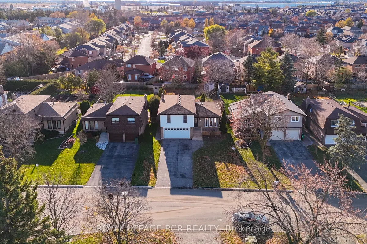 204 Ridge Road, ON L7E 4W2