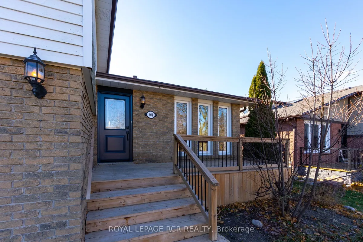 204 Ridge Road, ON L7E 4W2