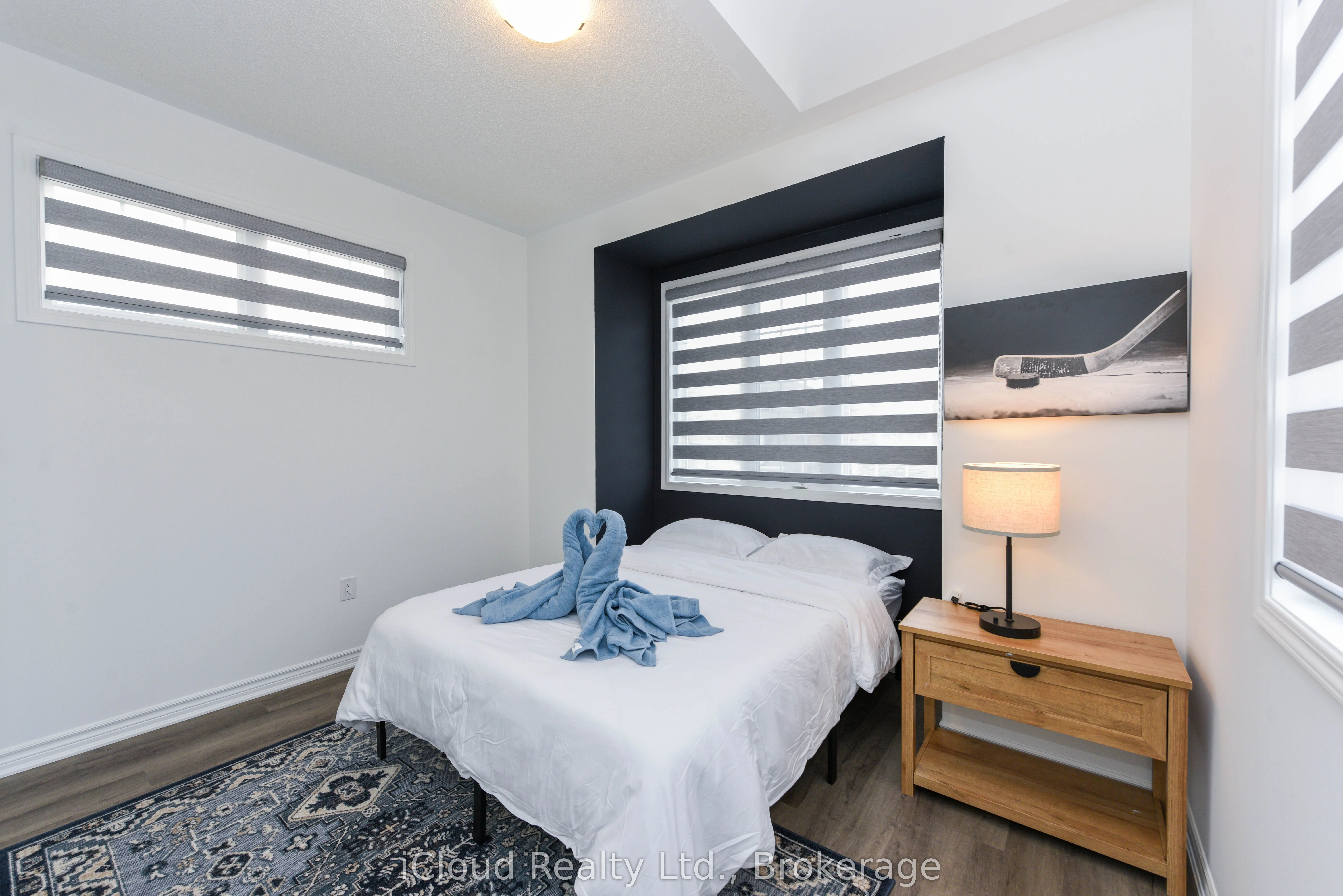 Att/Row/Townhouse kitchen at 1217 Ferguson Drive Milton