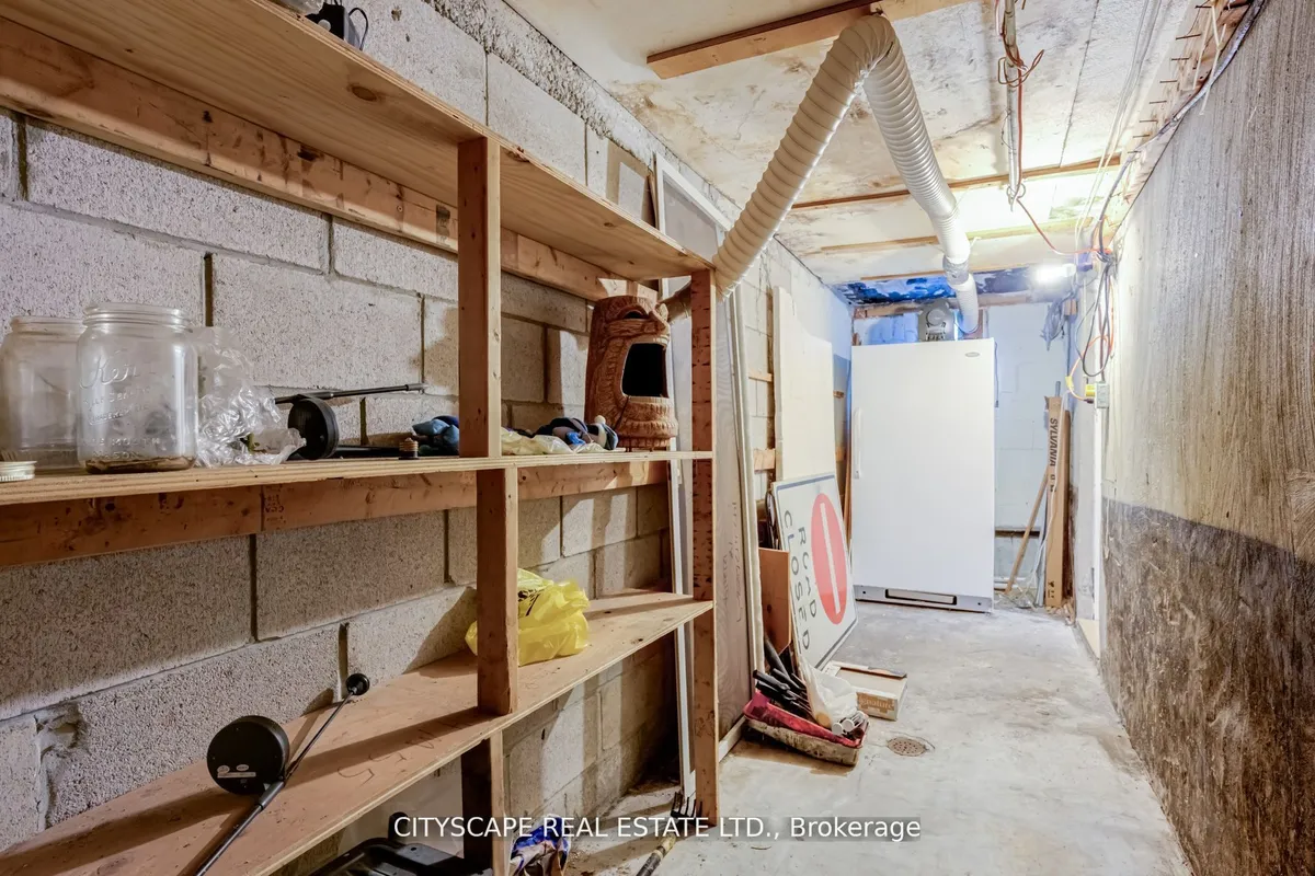 22 Jade Crescent, ON L6S 3H1