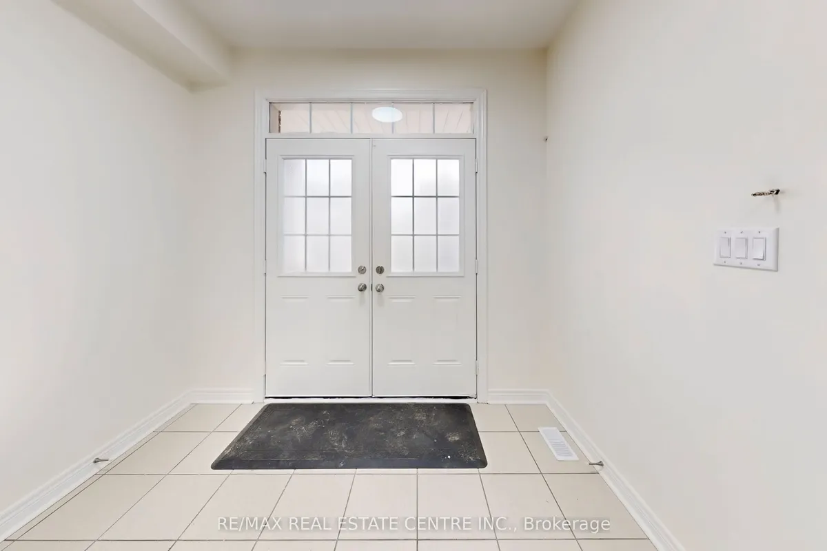 8 Rangemore Road, ON L7A 0B2