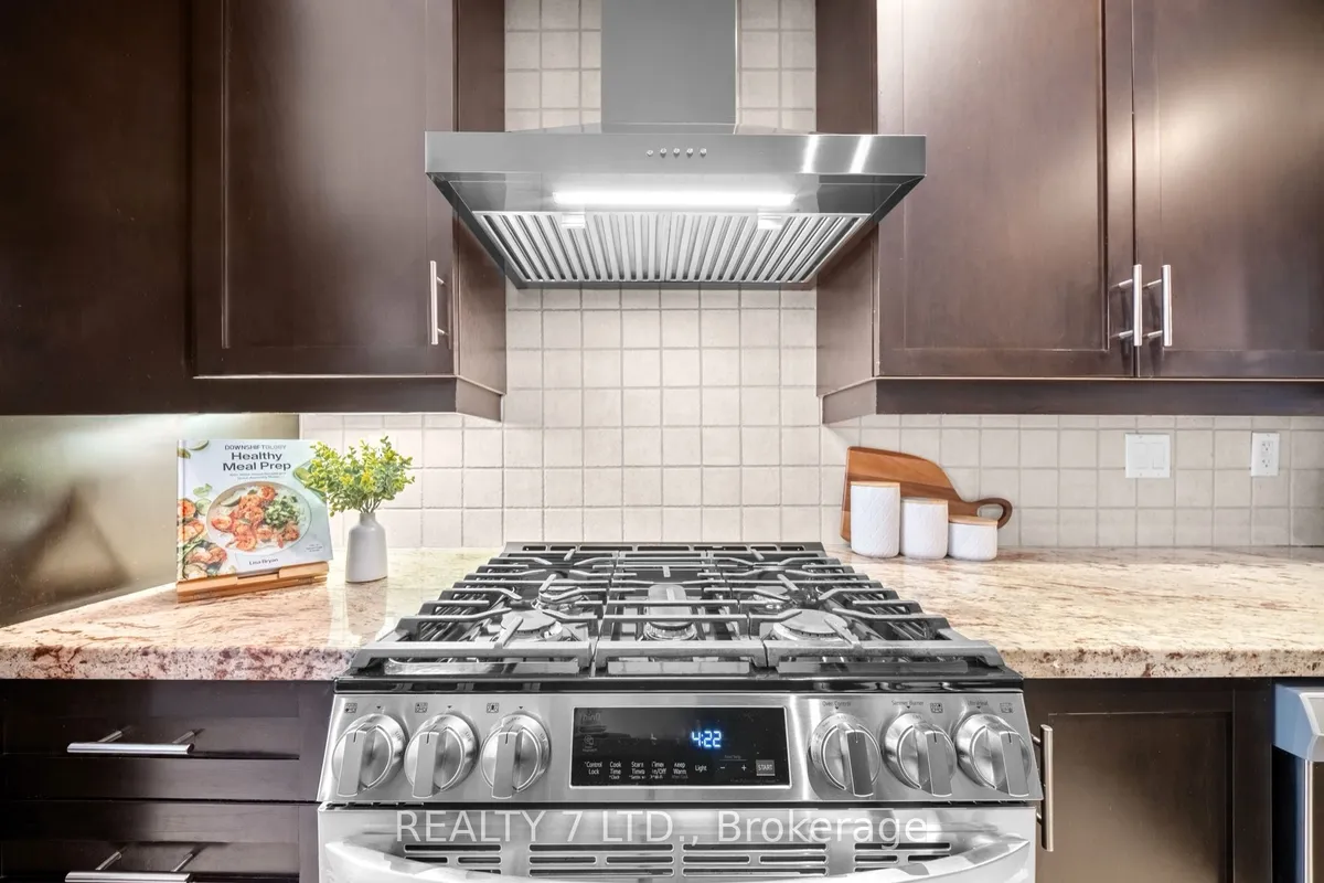 44 Furrow Lane, ON M8Z 0A3