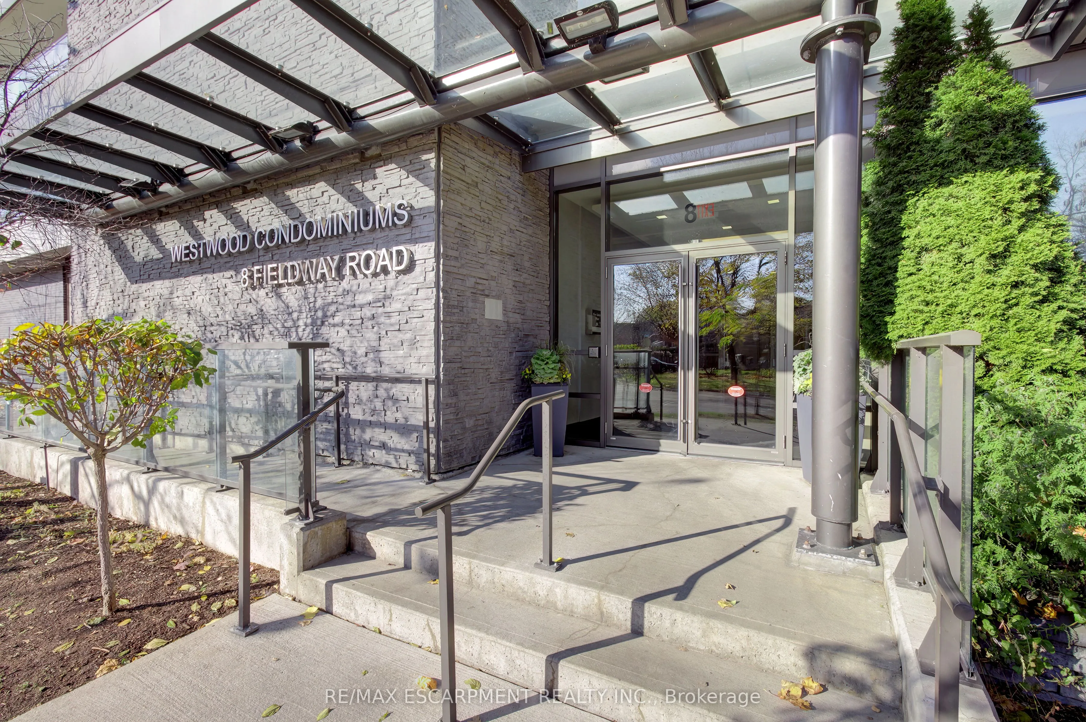 Condo Apartment interior view at 8 Fieldway Road Toronto