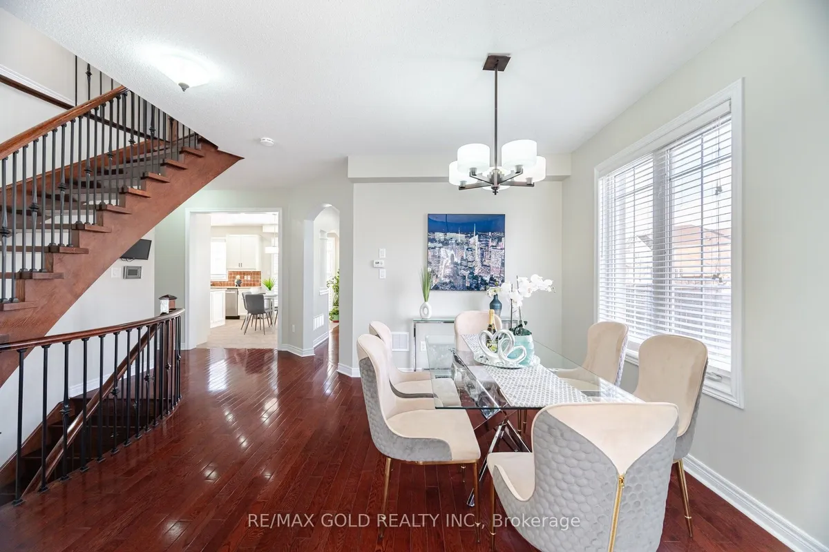 4 Fanfare Place, ON L6P 3E2