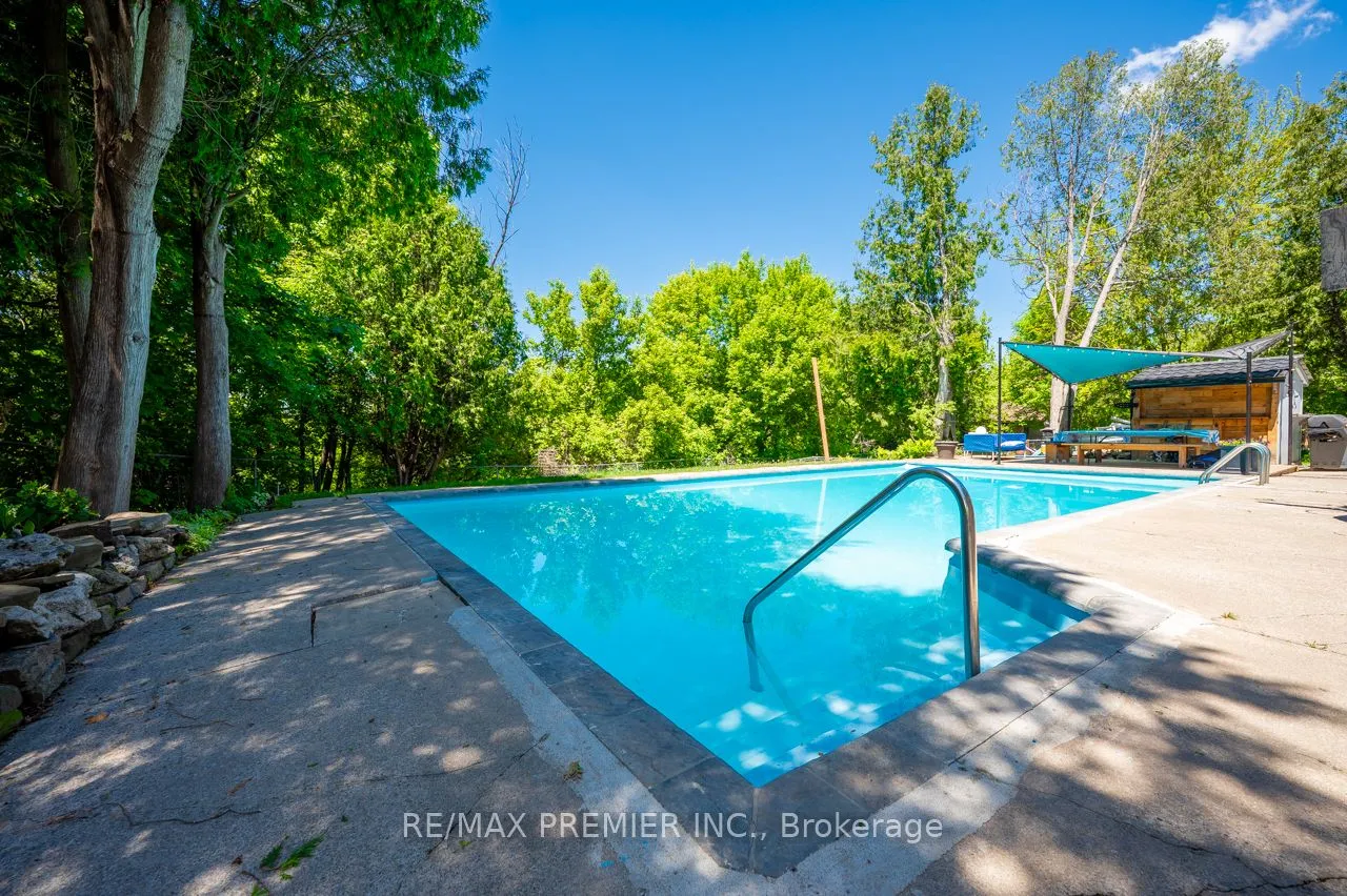 Detached 6 bedroom 2 bathroom at 2934 Weston Road in Toronto - MLS# W12573060