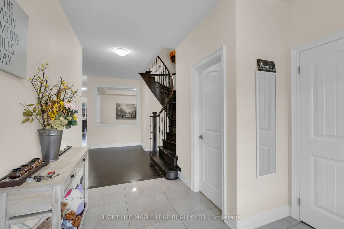 51 Hanbury Crescent, ON L6X 5N8