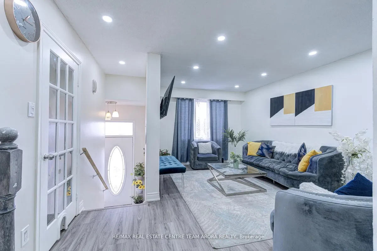 54 Nottawasaga Crescent, ON L6Z 1B9