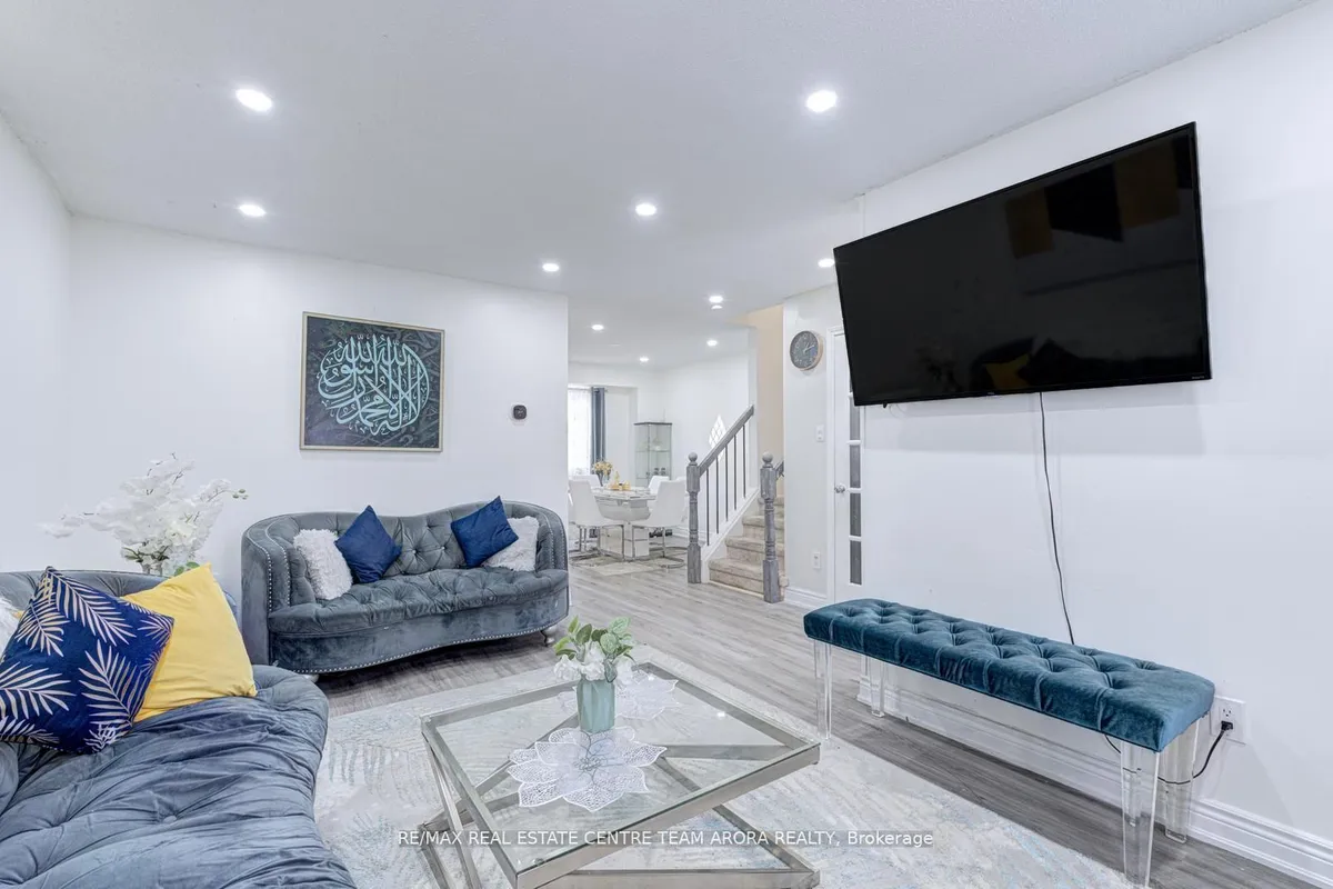 54 Nottawasaga Crescent, ON L6Z 1B9