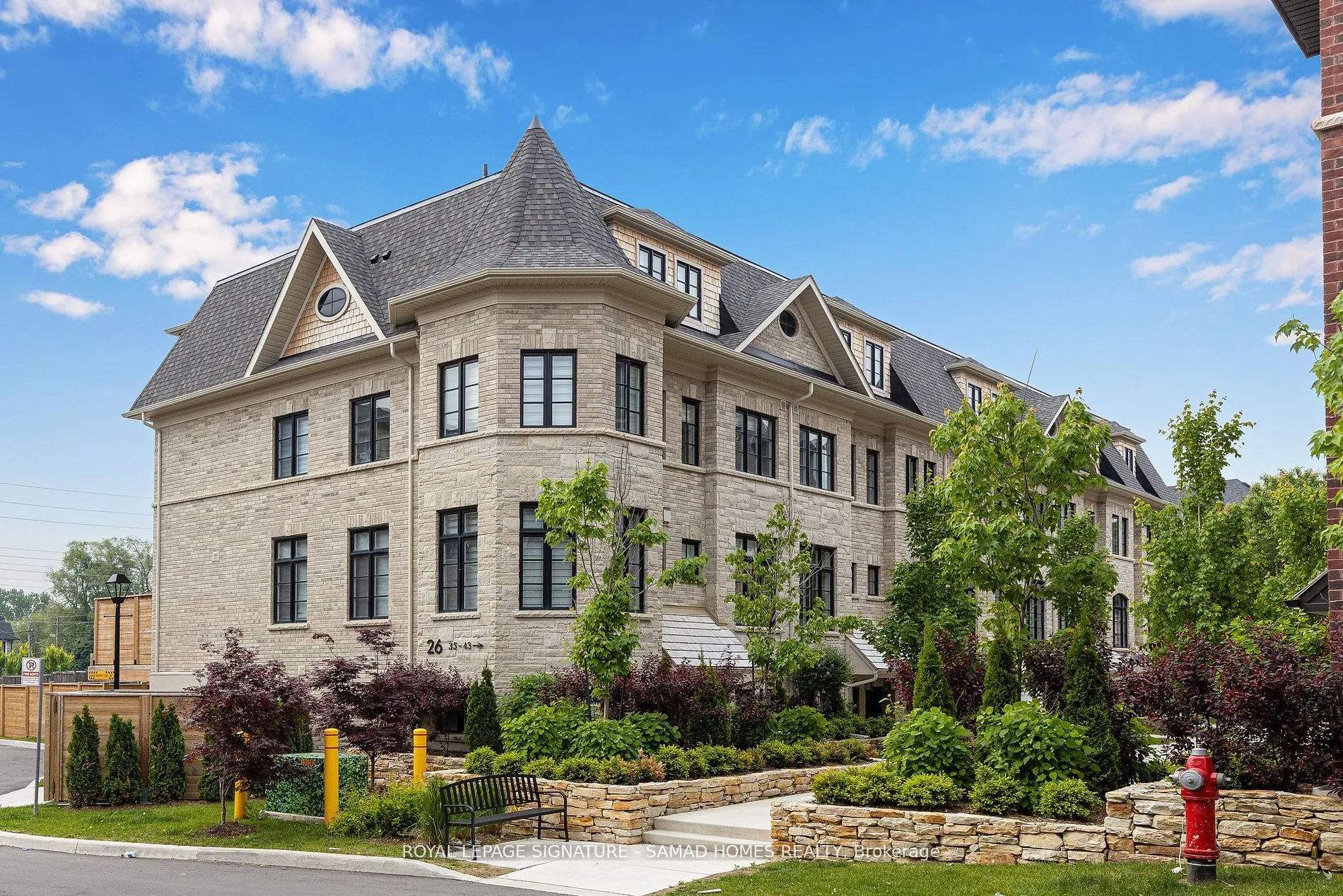 Condo Townhouse 3 bedroom 2 bathroom at 26 Lunar Crescent in Mississauga - MLS# W12577656