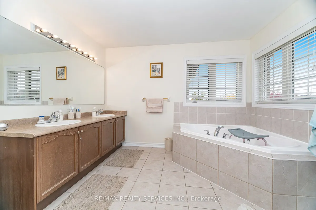 51 Larson Peak Road, ON L7C 3P3