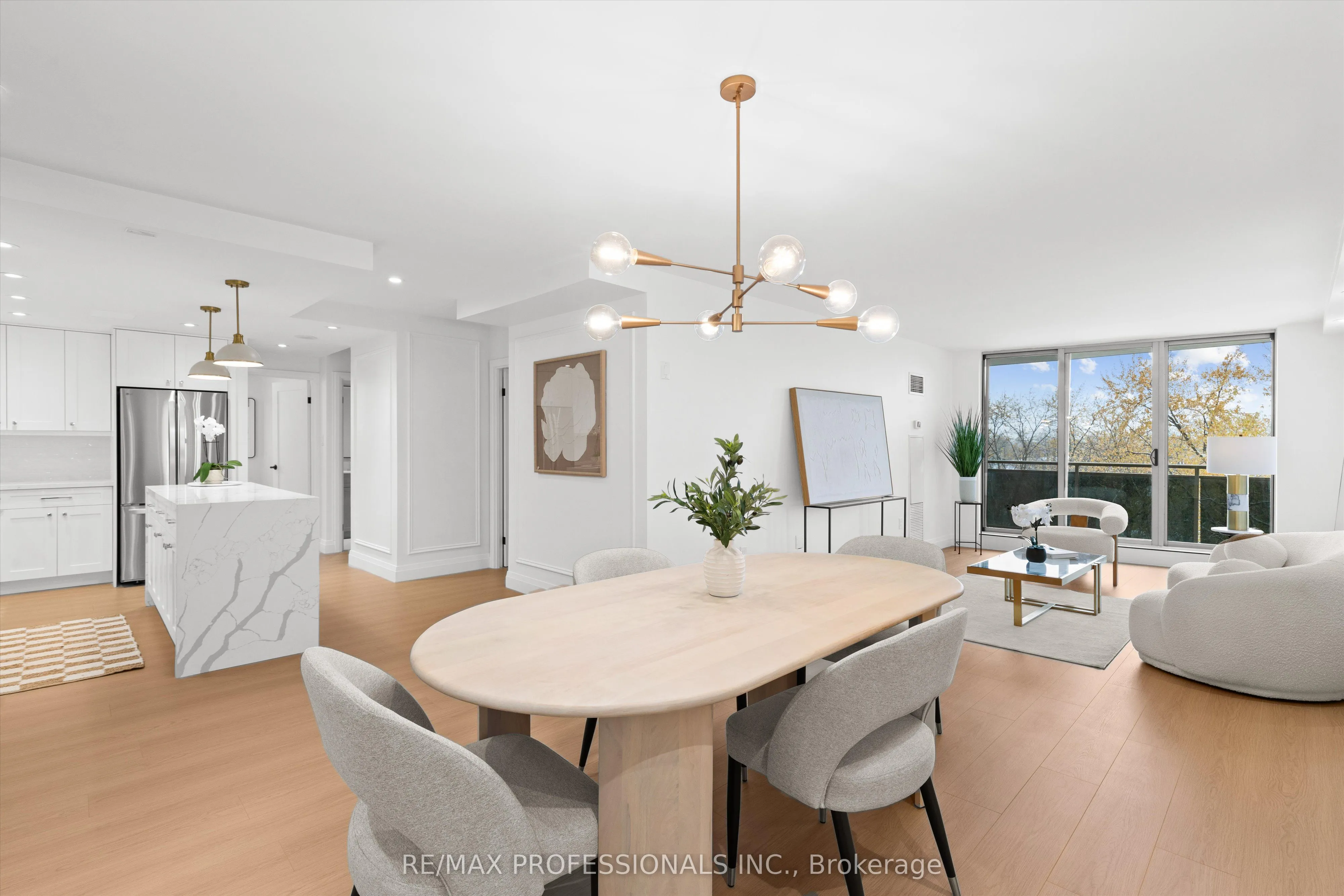 Condo Apartment 3 bedroom 2 bathroom at 820 Burnhamthorpe Road in Toronto - MLS# W12578274