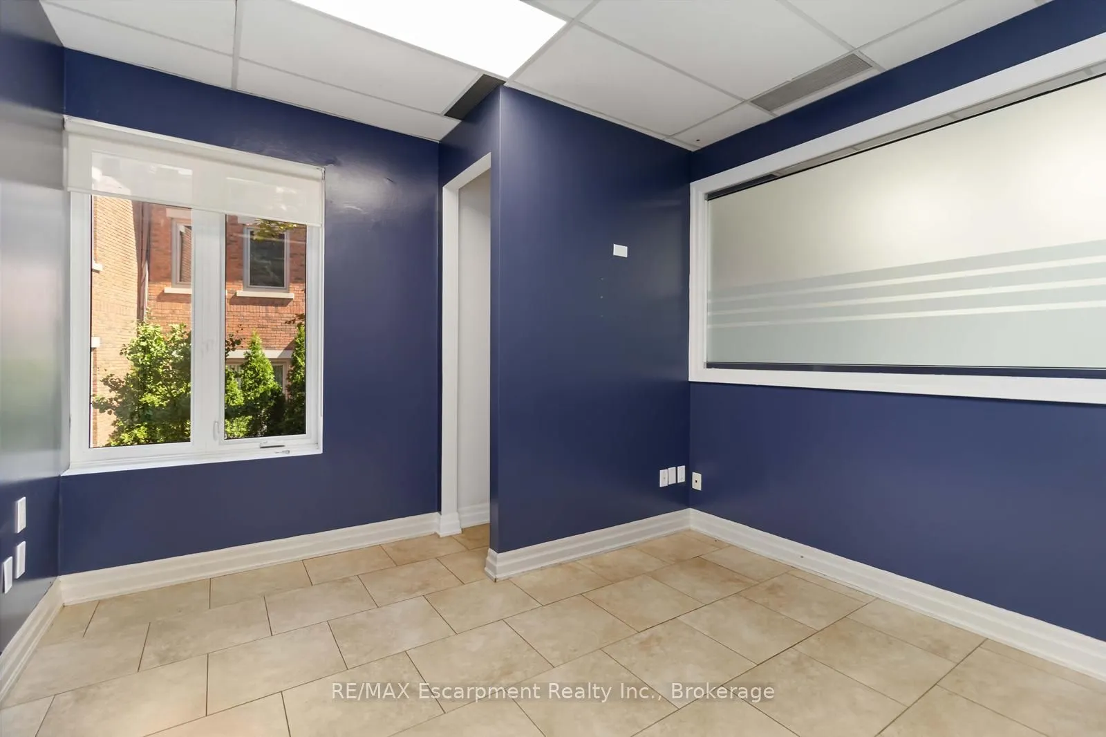 Office living room at 53 Village Centre Place Mississauga