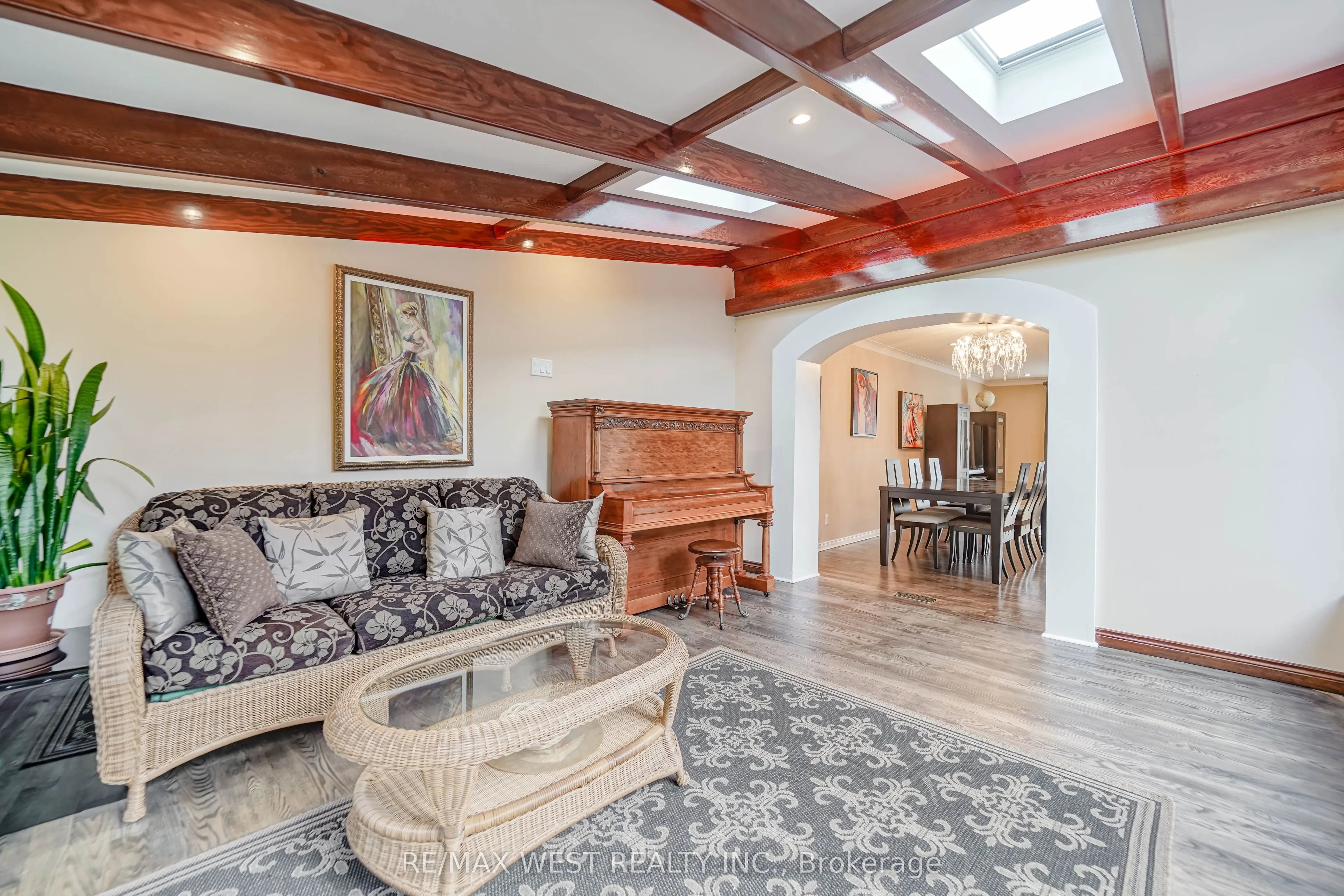 Detached interior view at 17 Clay Court Toronto