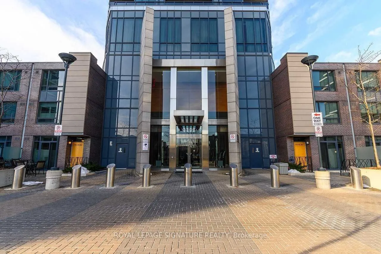 Condo Apartment kitchen at 5 Valhalla Inn Road Toronto
