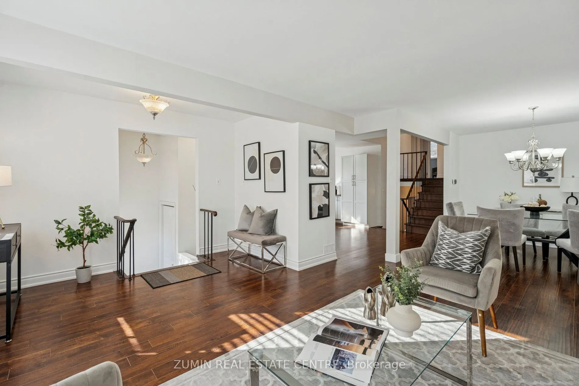 Detached kitchen at 725 COULSON Avenue Milton