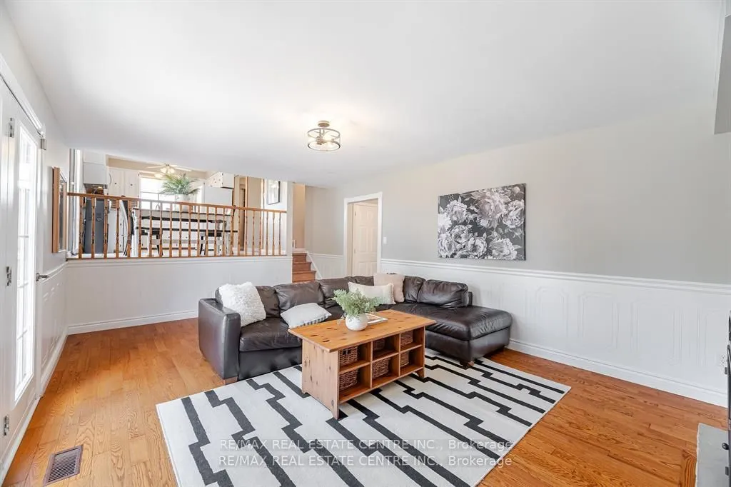 Detached living room at 583 Moorelands Crescent Milton