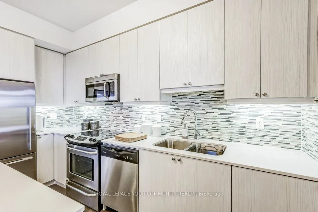 Condo Apartment kitchen at 25 Fontenay Court Toronto