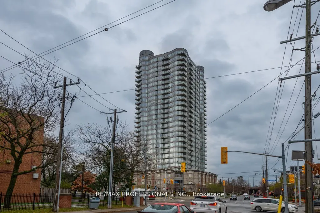 Condo Apartment 1 bedroom 1 bathroom at 15 Windermere Avenue in Toronto - MLS# W12591254
