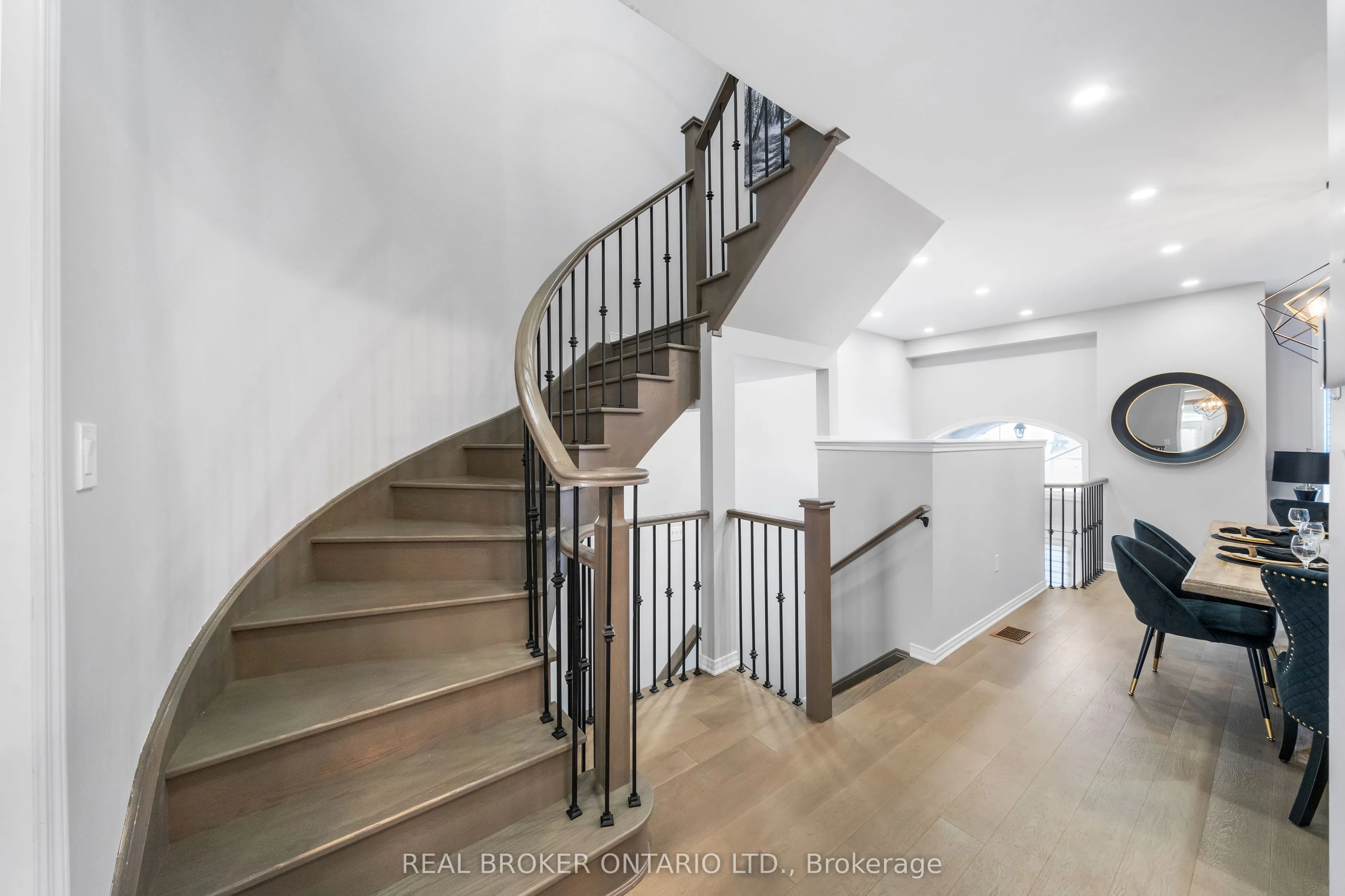 Att/Row/Townhouse living room at 114 Preston Meadow Avenue Mississauga