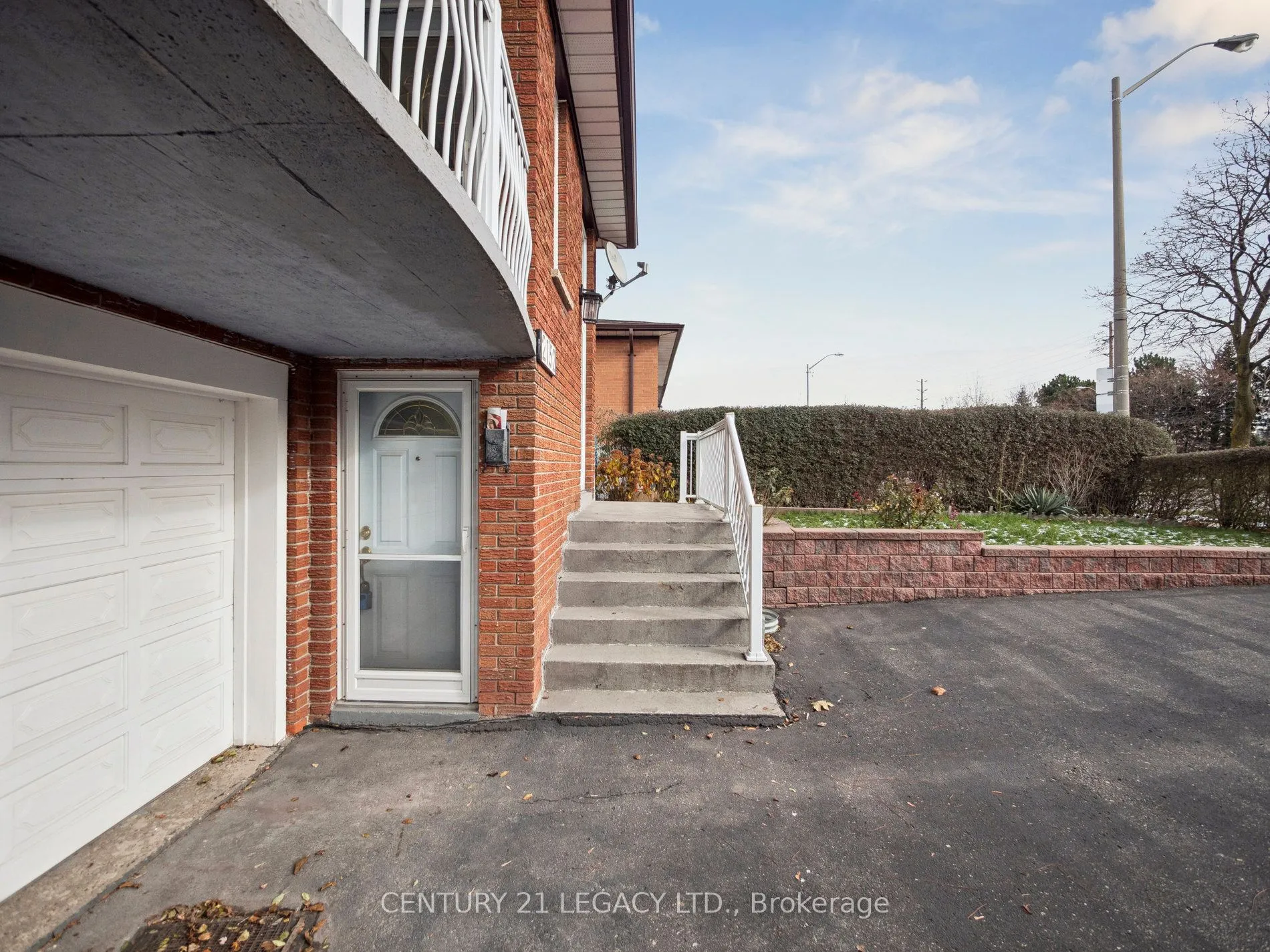 Semi-Detached  living room at 2152 Sheppard Avenue Toronto