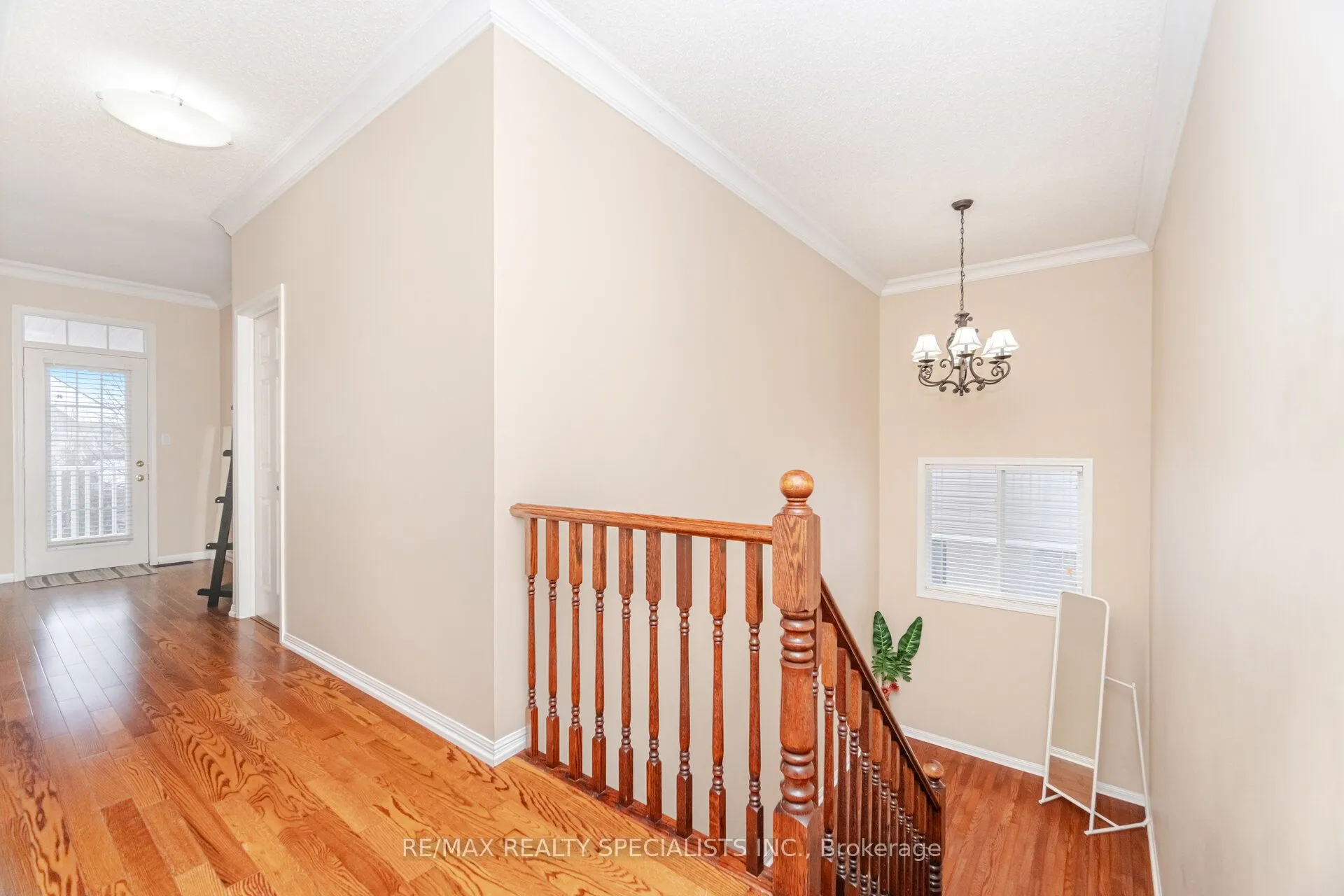 Detached 5 bedroom 4 bathroom at 990 Lancaster Boulevard in Milton - MLS# W12593658