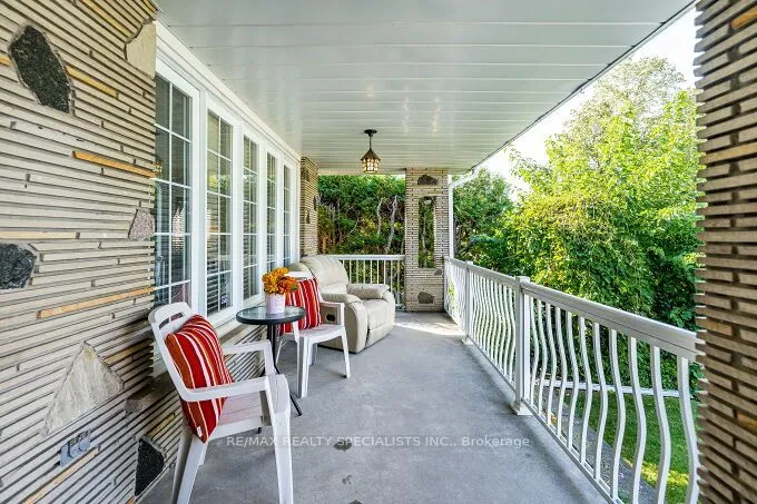 Detached living room at 61 Brewster Crescent Toronto