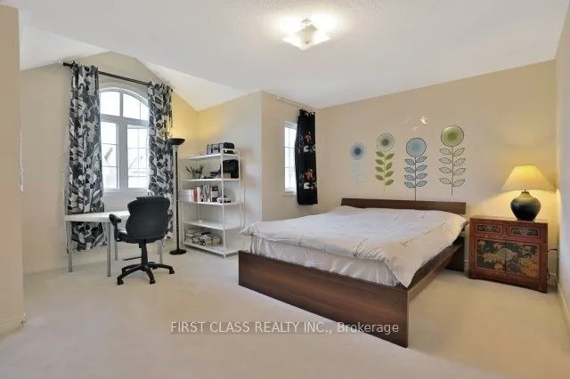 Detached living room at 470 Harkin Place Milton